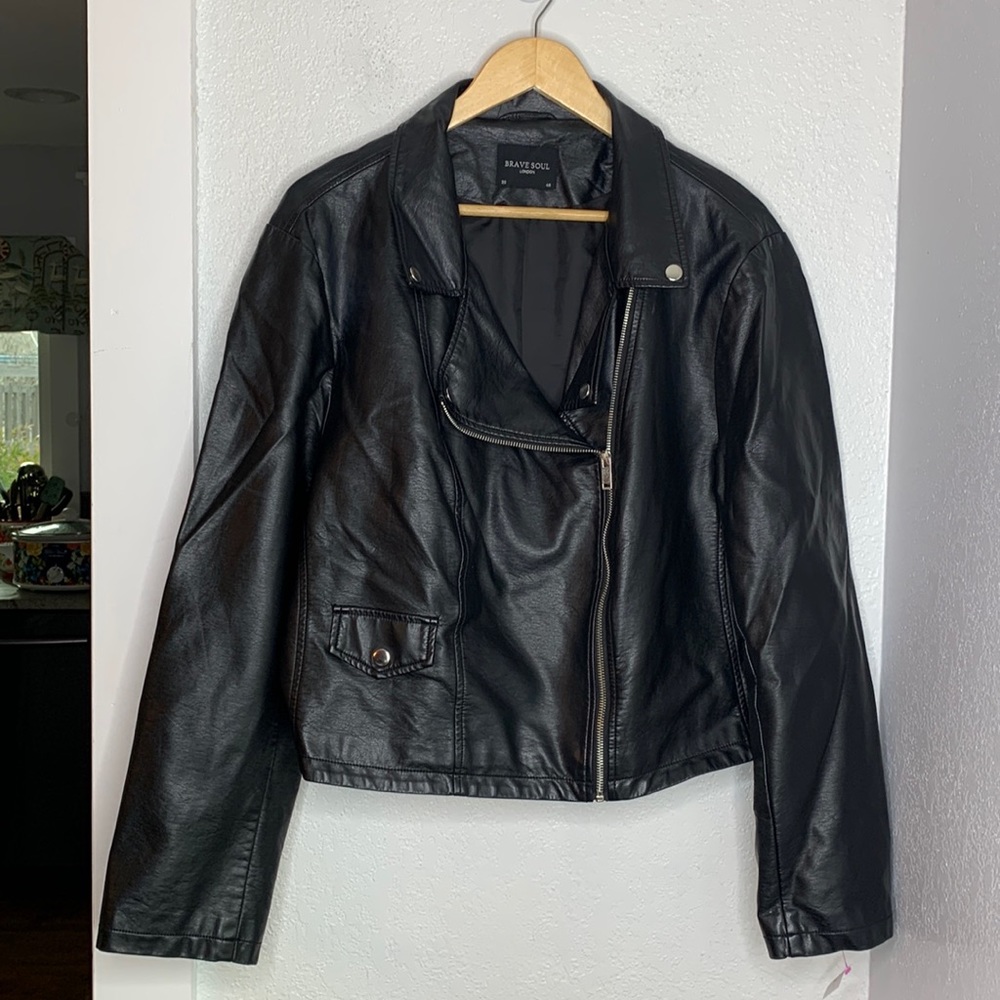 Brave Soul London Black Faux Leather Moto Jacket model off-duty indie sleaze